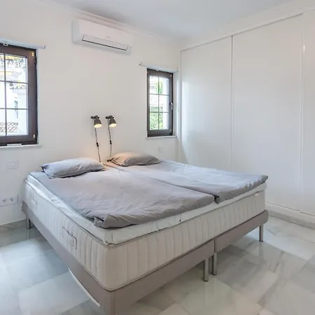 Aldea Blanca, Puerto Banus With Sea View