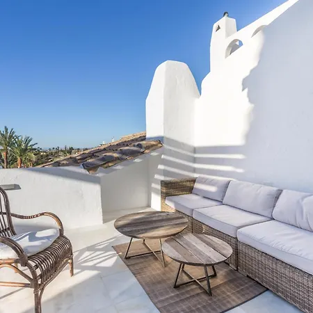 Aldea Blanca, Puerto Banus With Sea View * Марбелья