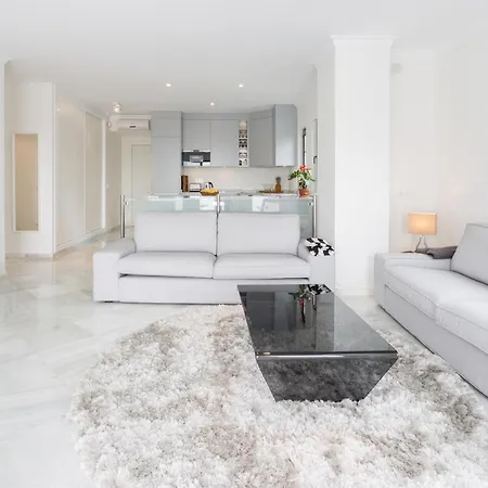 Aldea Blanca, Puerto Banus With Sea View