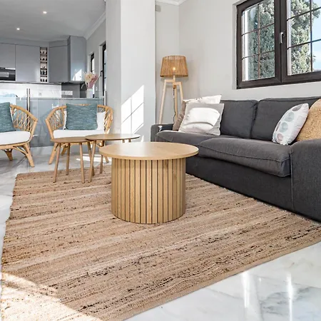 Aldea Blanca, Puerto Banus With Sea View Апартаменти *