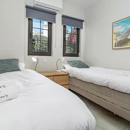 Aldea Blanca, Puerto Banus With Sea View *