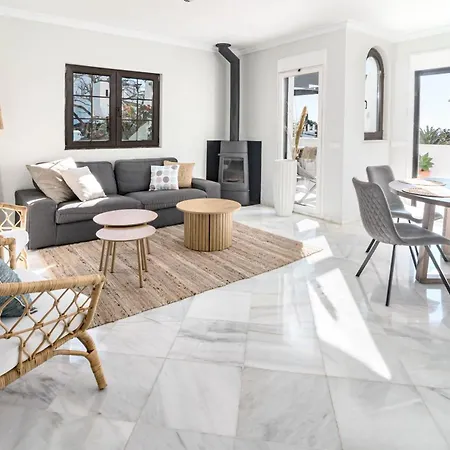 Aldea Blanca, Puerto Banus With Sea View * Марбелья